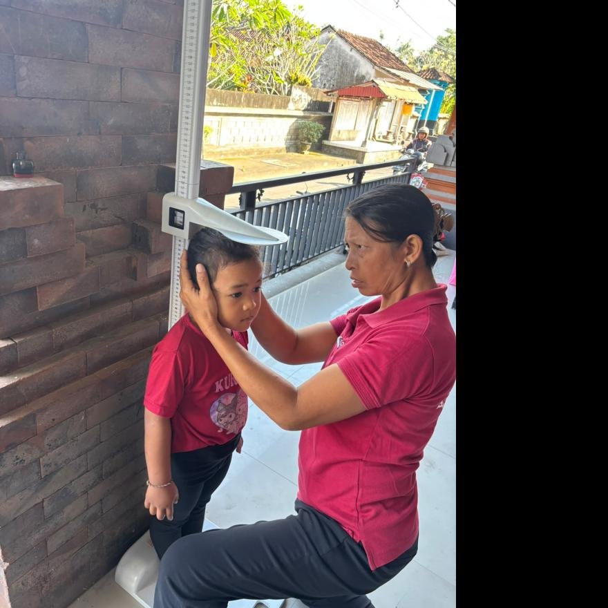 Kegiatan Posyandu di Desa Singakerta: Bulan Juni